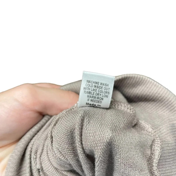 Monrow Distressed Double Layer Sweatshirt Fawn White Size Medium - Picture 11 of 11